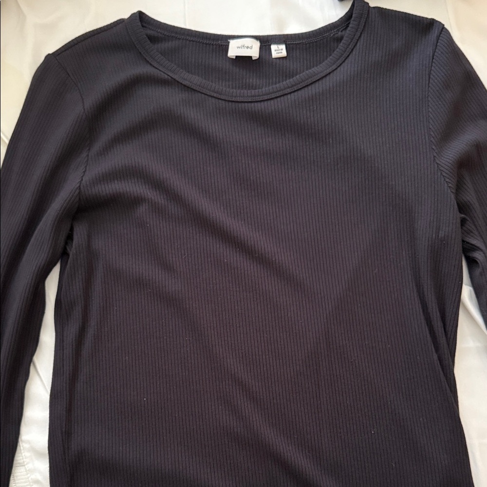 Aritzia Wilfred Black Ribbed Long Sleeve Top